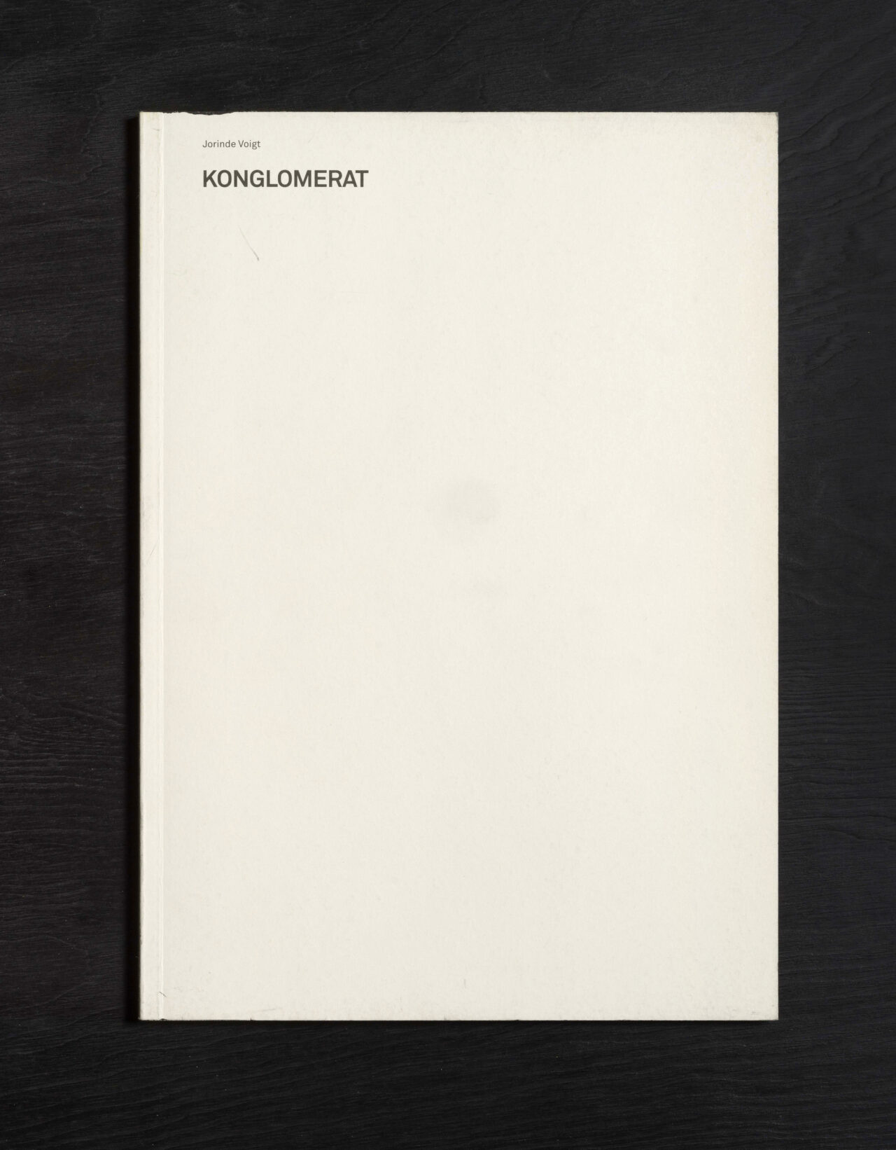 Jorinde Voigt - Matrix / Lemniscate / ∞, Catalog on the occasion of the same entitled exhibition at Galerie Christian Lethert, Cologne, Editor: Galerie Christian Lethert, Jorinde Voigt, Text: Andrew Cannon, Oliver Tepel, Anna Zett, Language: English, German, total pages: 76, Publishing: Kerber Verlag Bielefeld, ISBN: 978-3-866678-285-3, Price: €15,00.