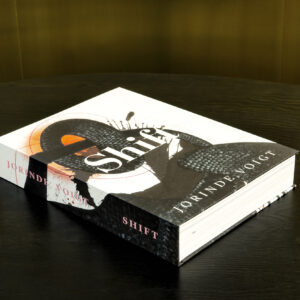 Jorinde Voigt – Shift, Catalog on the occasion of the exhibition Jorinde Voigt. A New Kind of Joy at Kunsthalle Nürnberg, Editor: Jorinde Voigt, Language: English, German, total pages: 544, Publishing: Verlag der Buchhandlung Walther König, ISBN 978-3-96098-146-6, Price: €60,00. cover