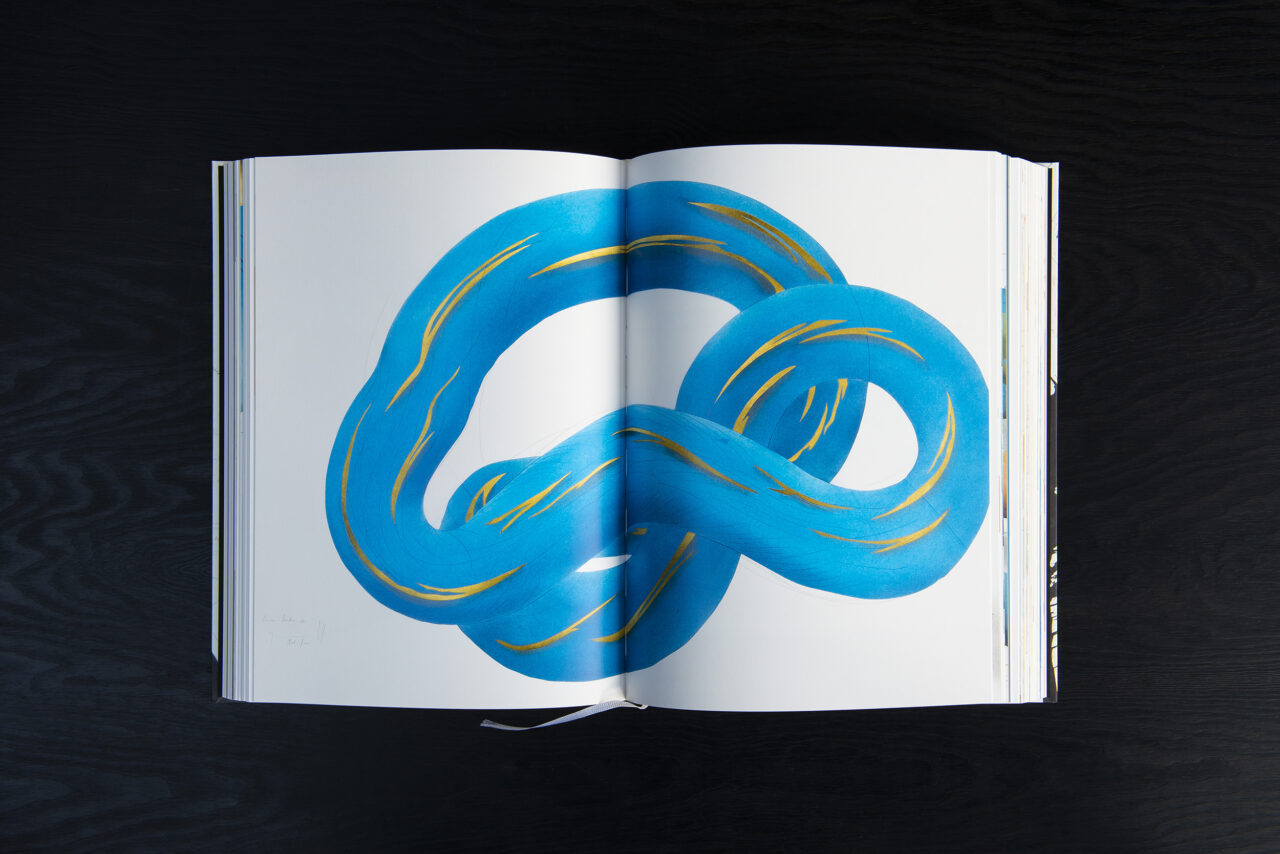 Jorinde Voigt – Shift, Catalog on the occasion of the exhibition Jorinde Voigt. A New Kind of Joy at Kunsthalle Nürnberg, Editor: Jorinde Voigt, Language: English, German, total pages: 544, Publishing: Verlag der Buchhandlung Walther König, ISBN 978-3-96098-146-6, Price: €60,00. inside 4