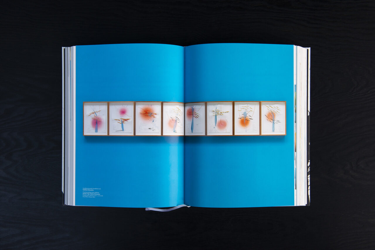 Jorinde Voigt – Shift, Catalog on the occasion of the exhibition Jorinde Voigt. A New Kind of Joy at Kunsthalle Nürnberg, Editor: Jorinde Voigt, Language: English, German, total pages: 544, Publishing: Verlag der Buchhandlung Walther König, ISBN 978-3-96098-146-6, Price: €60,00. inside 6